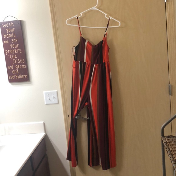 Jumpsuit - Picture 2 of 6